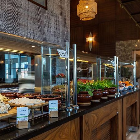 Doubletree By Hilton Van Luaran gambar