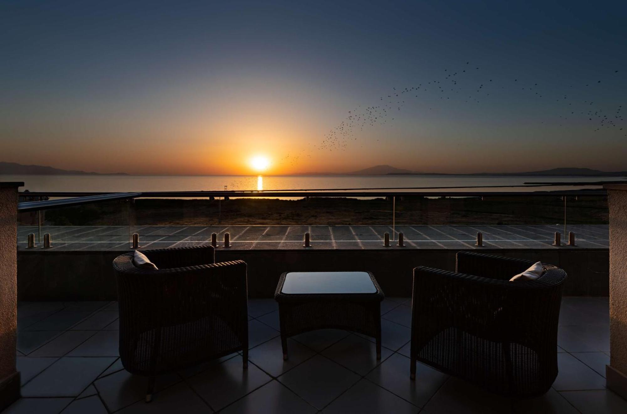 Doubletree By Hilton Van Luaran gambar