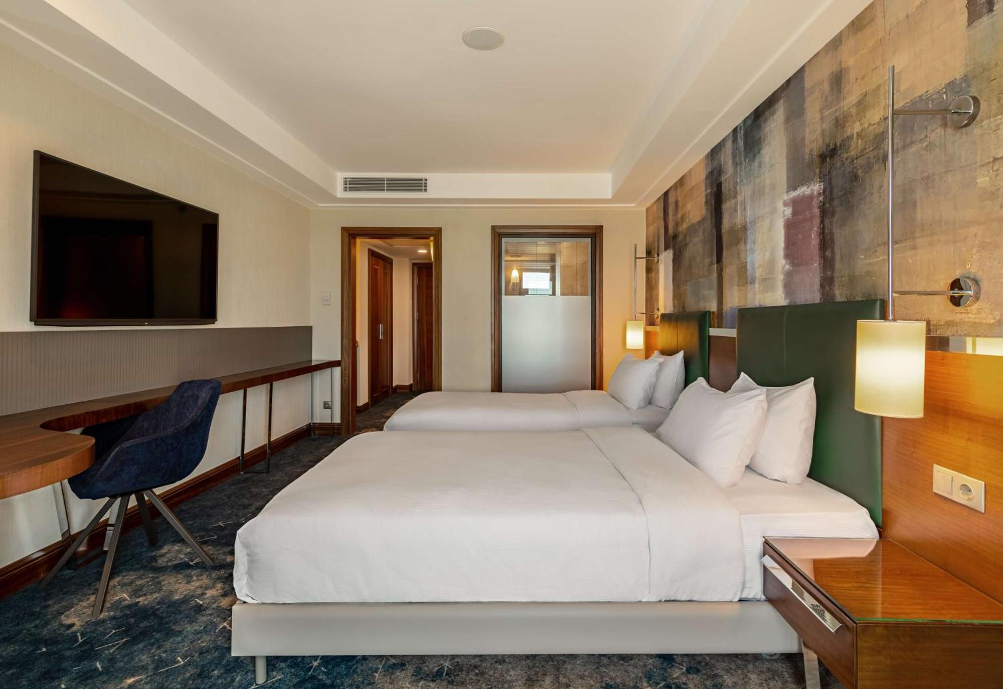 Doubletree By Hilton Van Luaran gambar