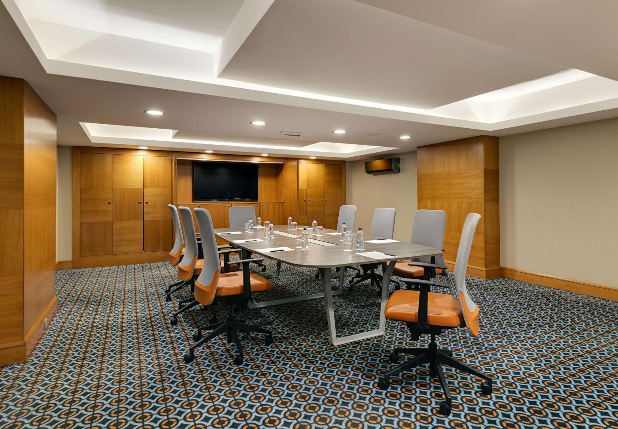 Doubletree By Hilton Van Luaran gambar
