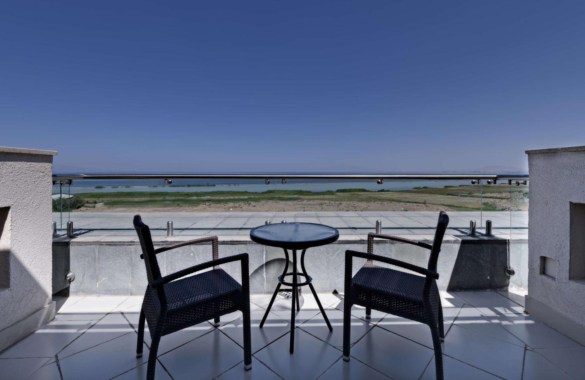 Doubletree By Hilton Van Luaran gambar